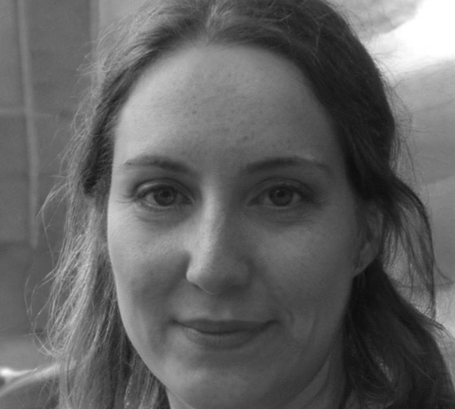 Finanzverhandlungs-Expertin mit langjähriger Praxiserfahrung